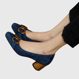 Dorottya | Elegáns Magas Sarkú