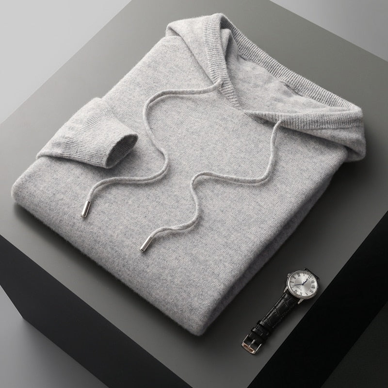 Gellért | MEESTELE PEHME JA ELEGANTNE KAPUUTSWEATER